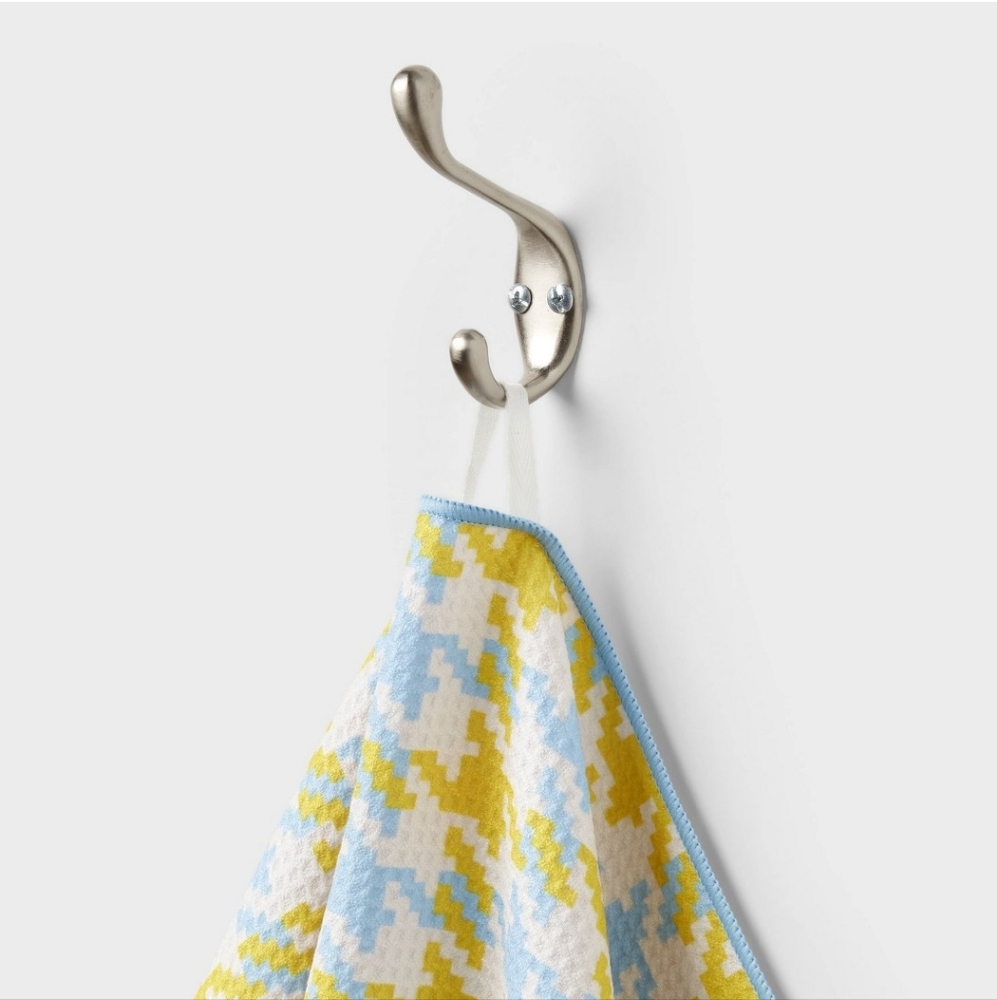 Room Essentials NWT 3pc Waffle Texture Hand Towel Set In Floral/Splatter/Hounds - Picture 7 of 10